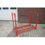 Stapelbokken, demontabele constructie. Gebruikt.